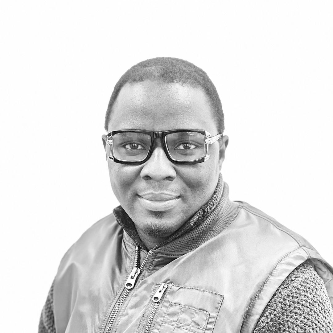 Dr Adewole